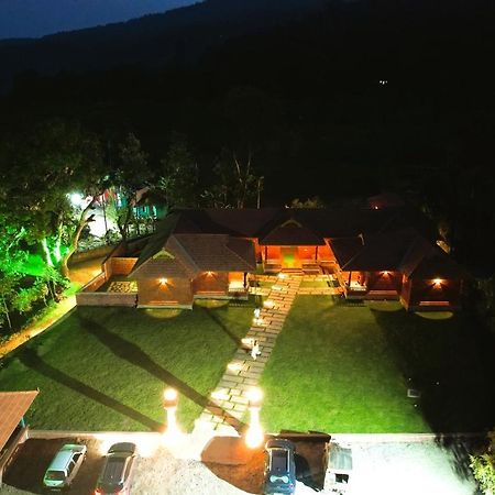 Parampara Resort By Malnadstays Kalasa Luaran gambar
